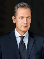 OLG Köln weist Erdogan-Beschwerde ab - Der “offene Brief“ von Springer-Chef Dr. Mathias Döpfner ist voll und ganz durch Artikel 5 des Grundgesetzes gedeckt. (Foto: Axel Springer)